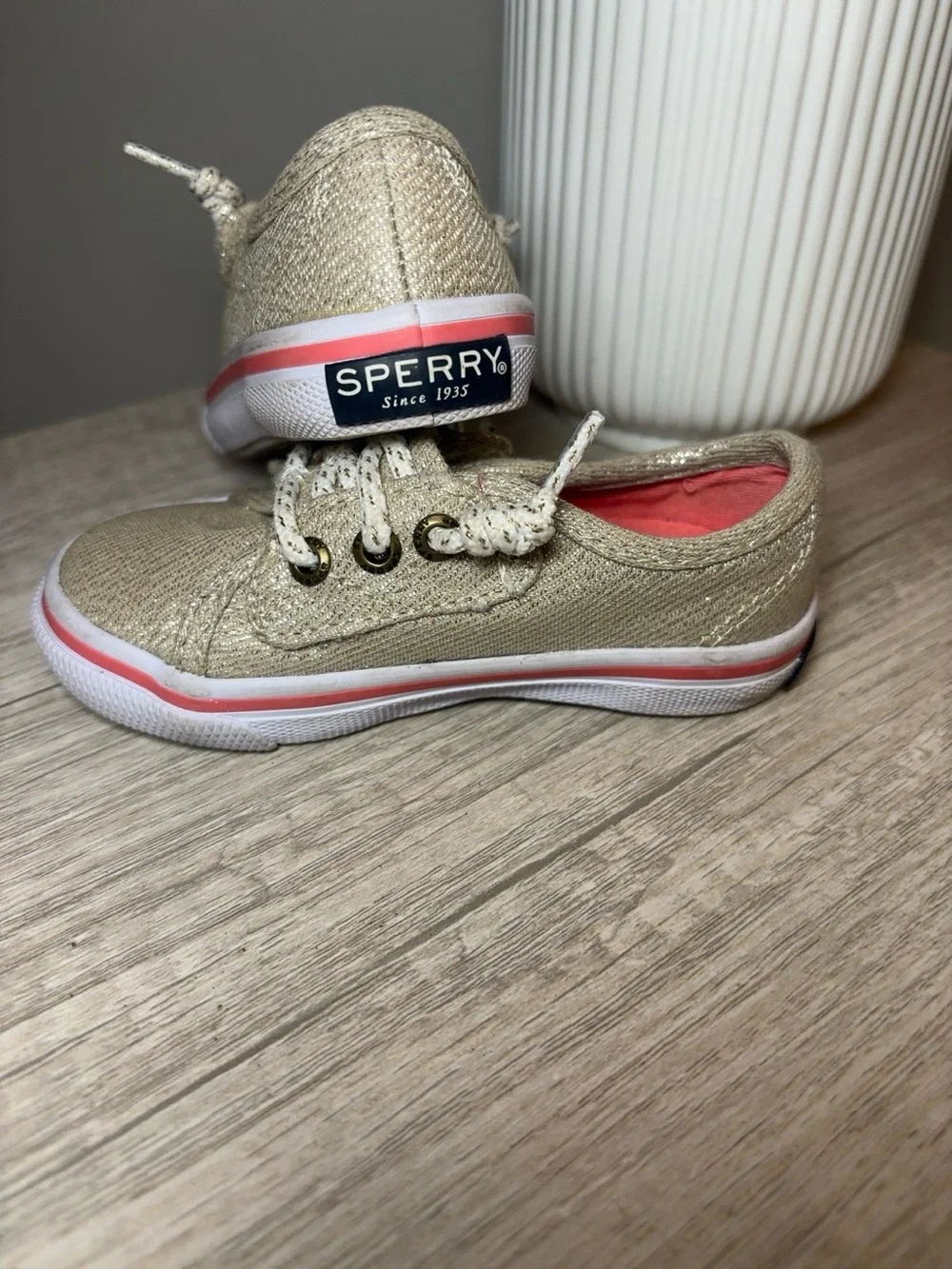 Sperry Toddler Girls Glitter Canvas Sneakers Gold Champagne Size 5.5M - Picture 1 of 5